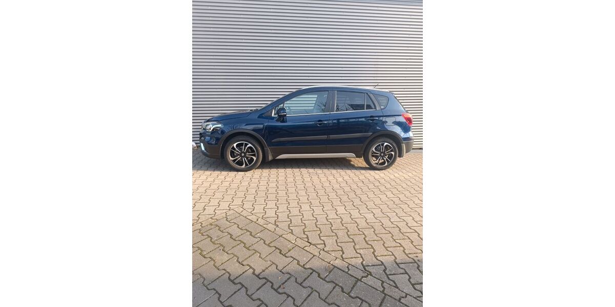 Suzuki (SX4) S-Cross 40.900 km 15.490 &euro; Oberursel 61440
