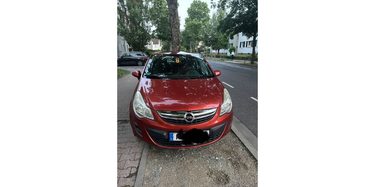Opel Corsa 191.200 km 2.100 &euro; Frankfurt 60486