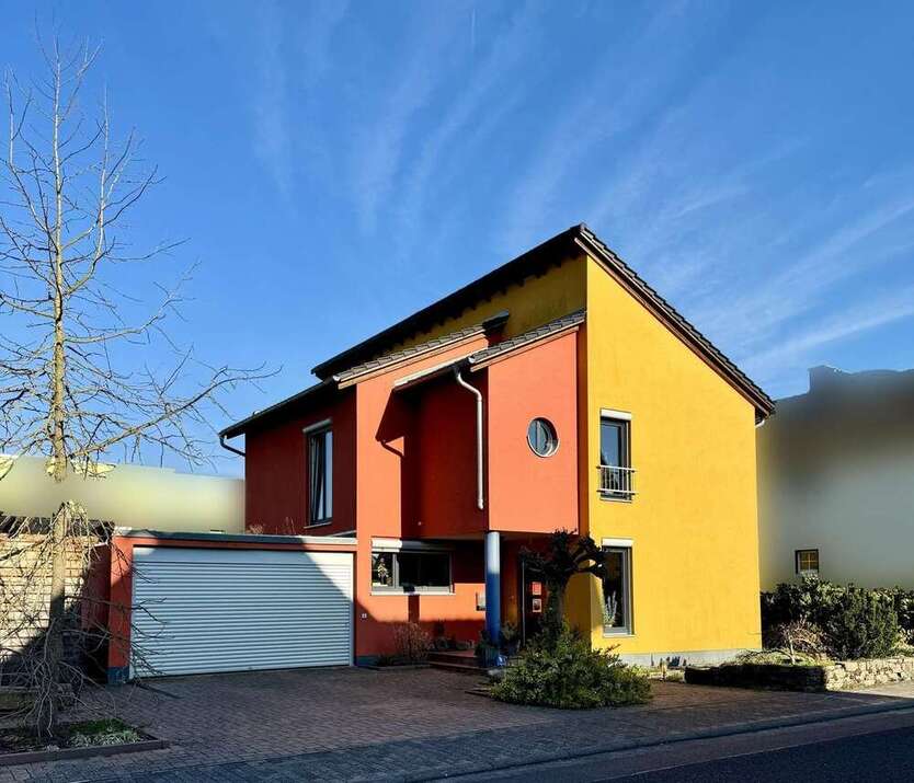 Haus zum Kaufen in Kahl am Main 860.000 € 250 m²