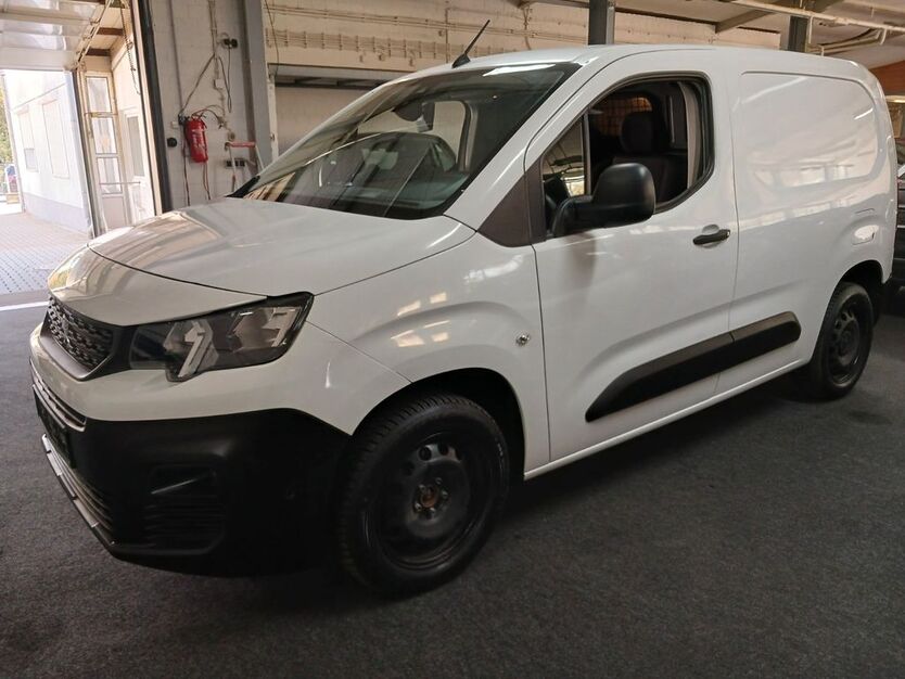 Peugeot Partner 149.900 km 9.990 € Rüsselsheim 65428