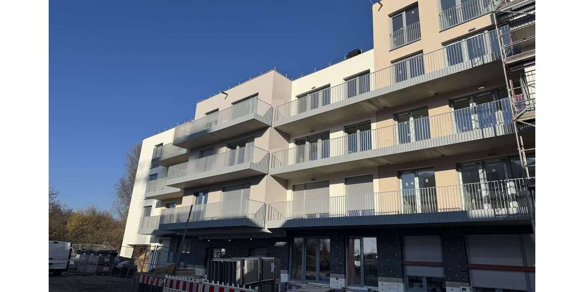 Wohnung zum Mieten in BAd Vilbel 2.270 € 120 m² 3 zimmer