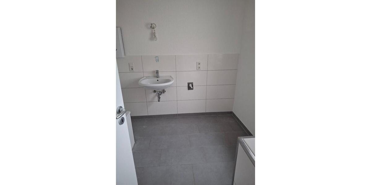 Etagenwohnung Steinbach (Taunus) - 3.5 Zimmer, 85 m&sup2;, 1.200&euro; | Angebot:26241351