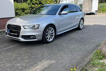 Audi A4 217.000 km 8.900 &euro; Frankfurt 65931