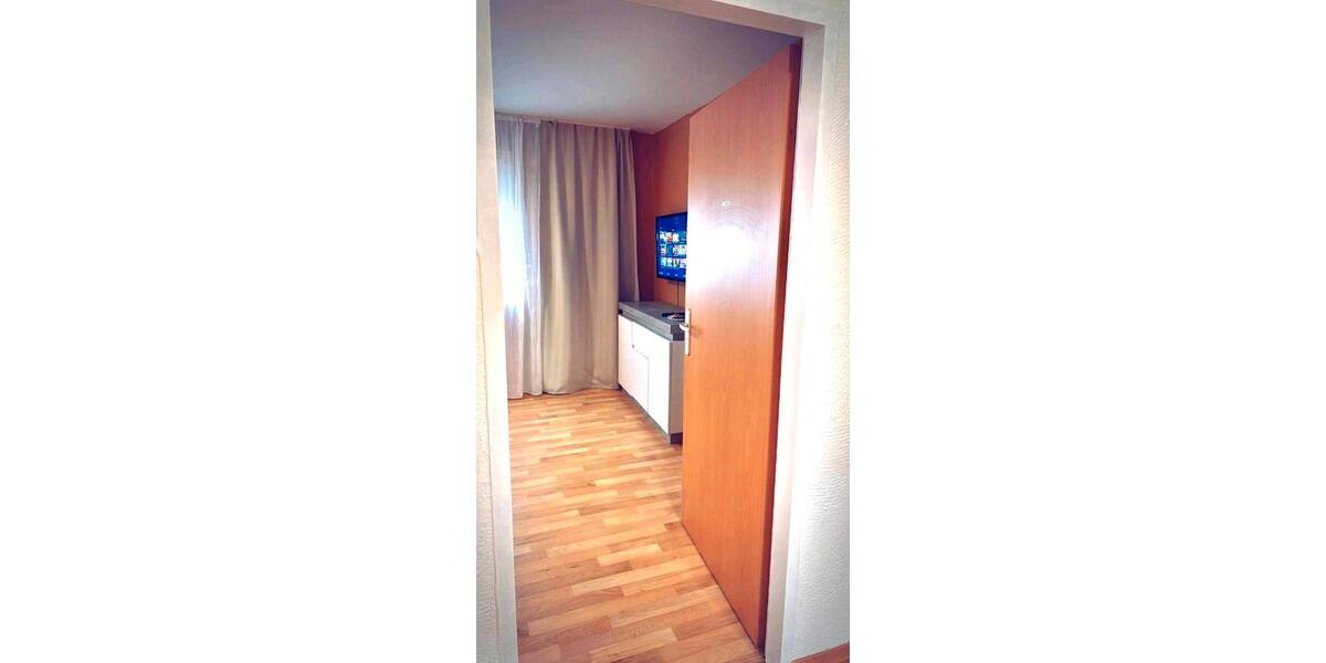 Etagenwohnung Hanau Lamboy - 3 Zimmer, 90 m&sup2;, 30&euro; | Angebot:26613274