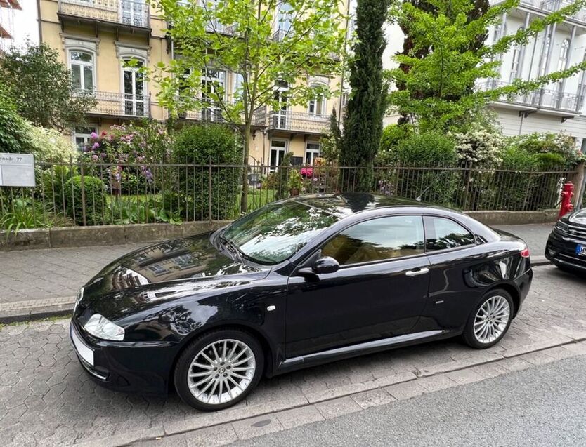 GT