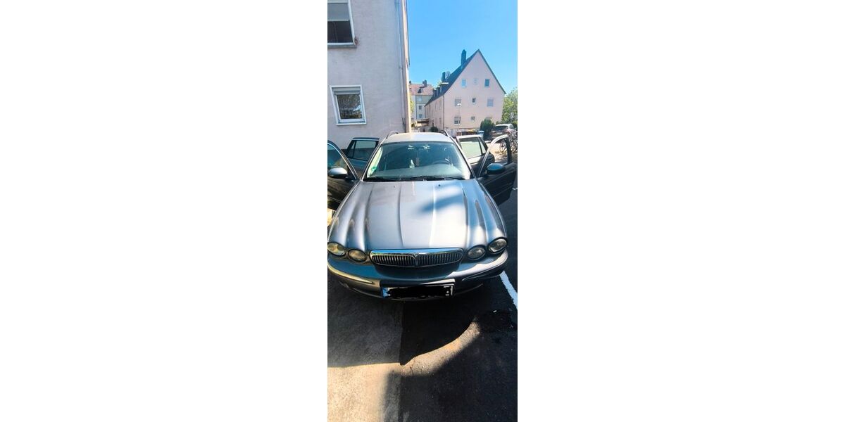 Jaguar X-Type 136.000 km 2.300 &euro; Rüsselsheim 65428