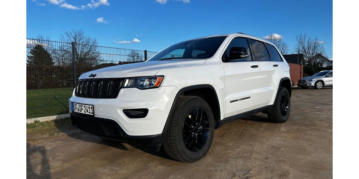 Jeep Grand Cherokee 94.000 km 28.500 &euro; Hainburg 63512
