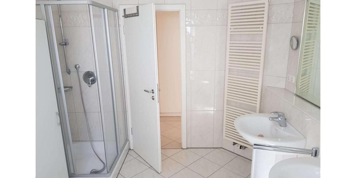 Etagenwohnung Dreieich - 4 Zimmer, 144 m&sup2;, 2.000&euro; | Angebot:26291964