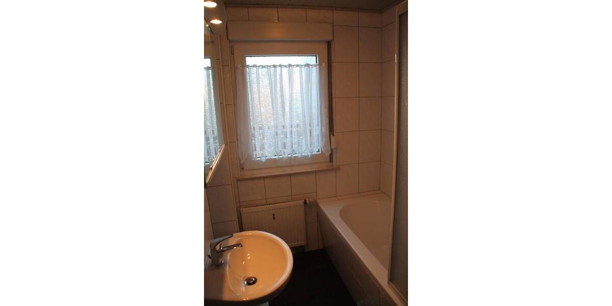 Mehrfamilienhaus, Wohnhaus Rodenbach - 8 Zimmer, 170 m&sup2;, 290.000&euro; | Angebot:26146321