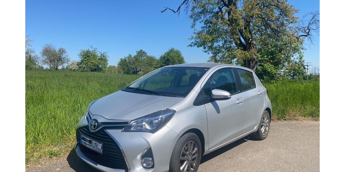 Toyota Yaris 27.300 km 11.500 &euro; Oberursel 61440