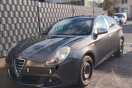 Alfa Romeo Giulietta 165.627 km 2.990 &euro; Langenselbold bei Frankfurt/Main 63505