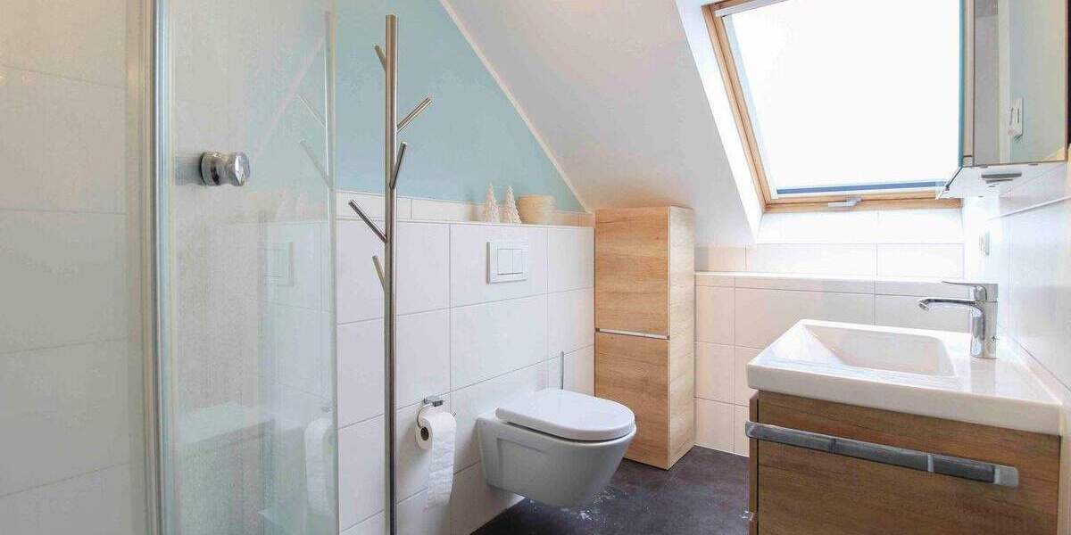 Modernisiertes Reiheneckhaus in Babenhausen - Gartenidylle und eigene Tiefgarage inklusive 5 zimmer