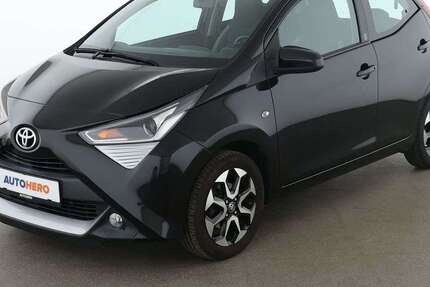 Toyota Aygo 28.163 km 13.880 &euro; Frankfurt am Main 65936