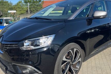 Renault Scenic 167.000 km 11.999 € Büdingen 63654