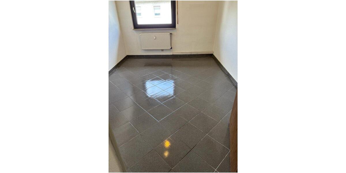 Etagenwohnung Hanau Großauheim - 3 Zimmer, 63 m&sup2;, 605&euro; | Angebot:26585867