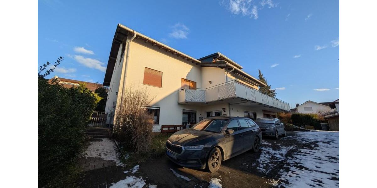 Mehrfamilienhaus, ruhige Lage, 3 Wohneinheiten in GründauLieblos zimmer