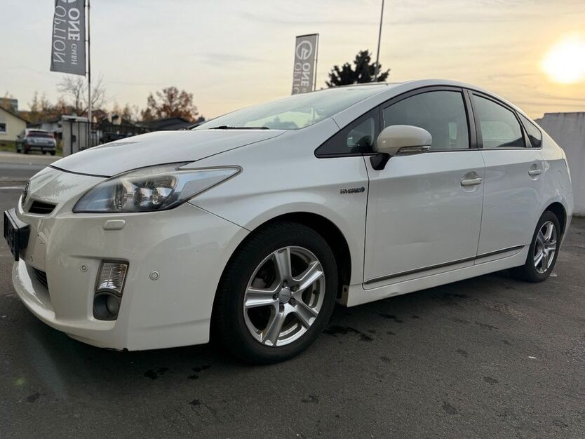 Toyota Prius 393.425 km 5.499 € Frankfurt am Main 60386