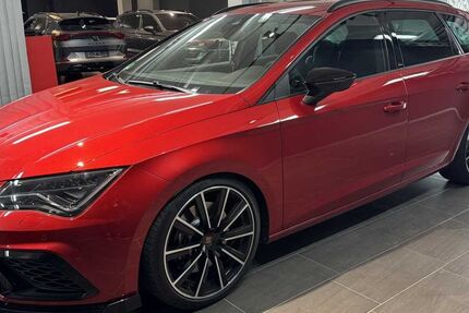 Seat Leon 37.800 km 27.900 &euro; Offenbach 63069