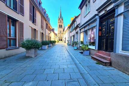 Haus Bad Homburg vor der Höhe Berliner Siedlung/Gartenfeld - 7 Zimmer, 231 m&sup2;, 1.250.000&euro; | Angebot:27326100