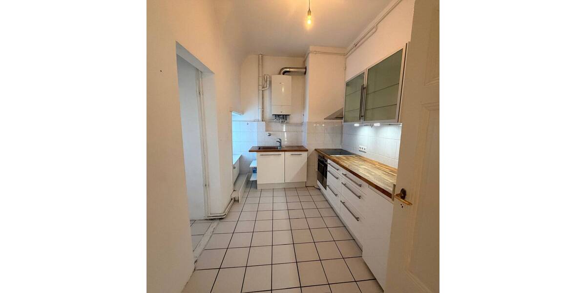 Etagenwohnung Frankfurt am Main Sachsenhausen - 2 Zimmer, 80 m&sup2;, 1.210&euro; | Angebot:26683608