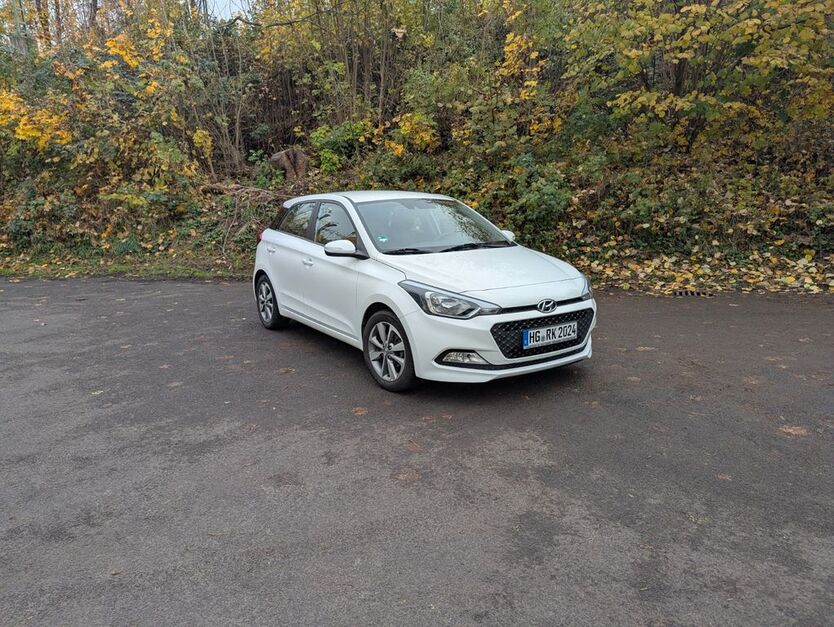 Hyundai i20 65.000 km 13.000 € Bad Homburg vor der Höhe 61352