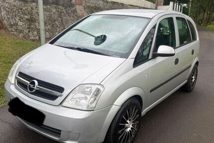 Opel Meriva 203.000 km 1.450 &euro; Raunheim 65479