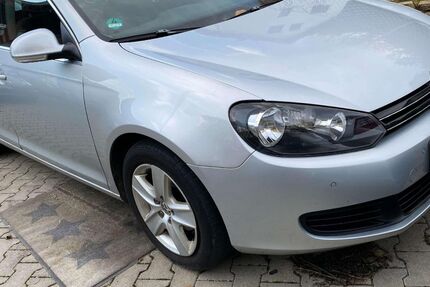 VW Golf 97.000 km 6.499 € Eppstein 65817