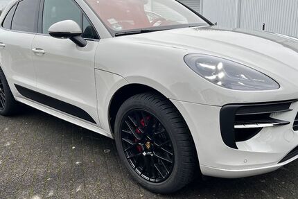 Porsche Macan 44.000 km 69.900 &euro; Frankfurt 60437