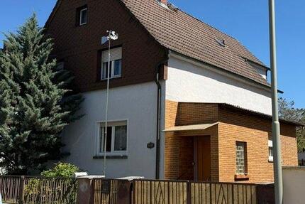 Haus Hanau Groß-Steinheim - 8 Zimmer, 140 m&sup2;, 340.000&euro; | Angebot:26396432