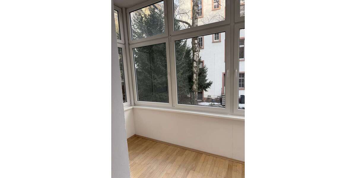Wohnung zum Mieten in Frankfurt am Main 1.250 € 70 m² 2 zimmer