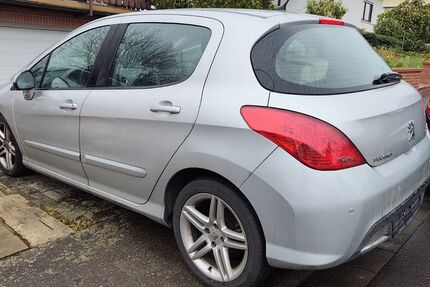 Peugeot 308 257.400 km 2.499 &euro; Florstadt 61197