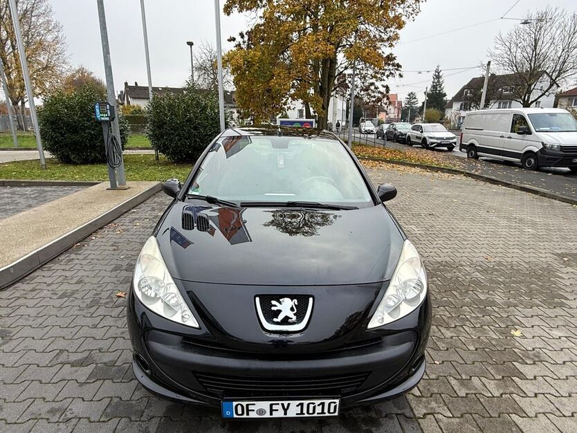 Peugeot 206 143.500 km 2.499 € Offenbach am Main 63067