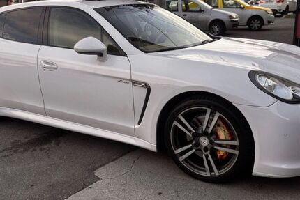 Porsche Panamera 109.300 km 34.600 &euro; Offenbach 63065