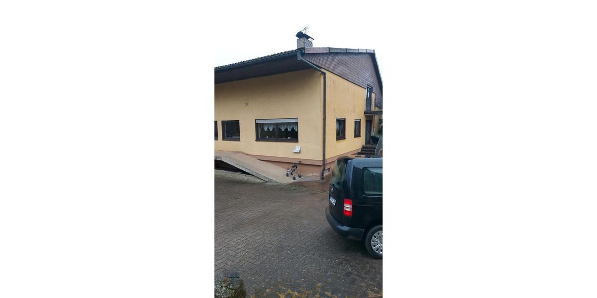 Lagerhalle ca. 80 m² – beste Anbindung Aschaffenburg & Frankfurt zimmer