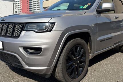 Jeep Grand Cherokee 251.000 km 14.450 &euro; Neu Isenburg 63263