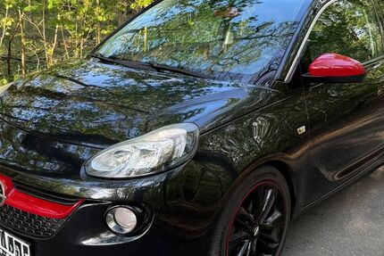 Opel Adam 121.000 km 5.399 &euro; Frankfurt 60314