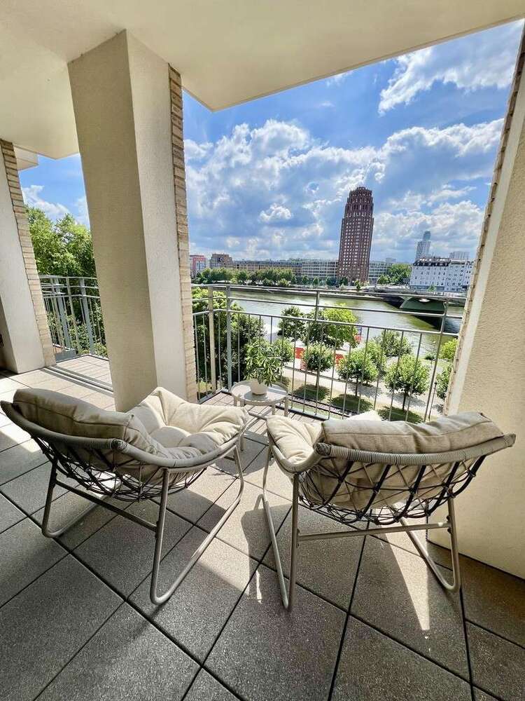 Wohnung zum Mieten in Frankfurt 2.300 € 79 m²
