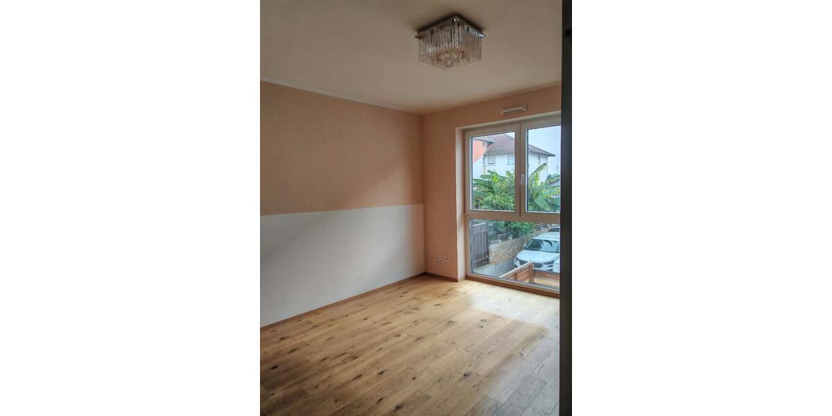 Etagenwohnung Münster (Hessen) - 5 Zimmer, 146 m&sup2;, 2.000&euro; | Angebot:26660233