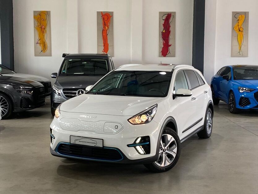 Kia Niro 38.539 km 18.590 € Frankfurt 60386