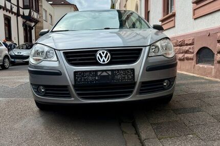 VW Polo 76.000 km 2.700 € Offenbach 63075
