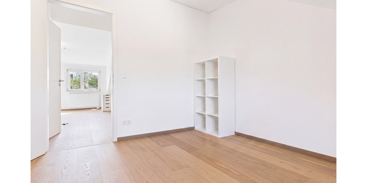 Modernes Reihenmittelhaus in Frankfurt am Main - Kalbach Einbauküche, Garten, Stellplatz - Reihenmittelhaus Frankfurt am Main / Kalbach Kalbach | Angebot:26310487