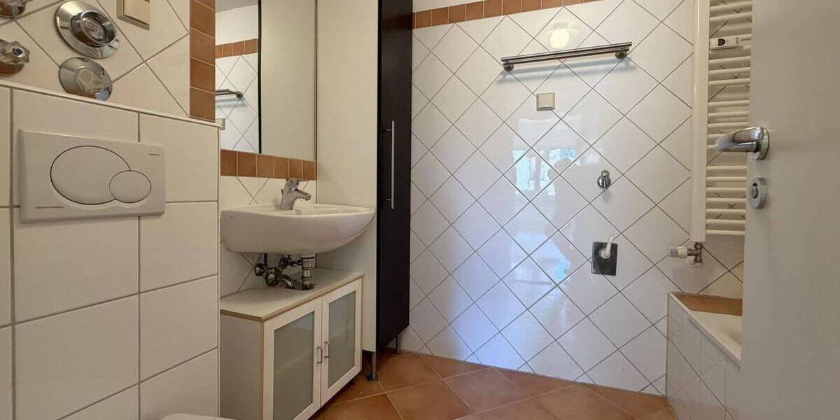 Etagenwohnung Offenbach Offenbach am Main - 2 Zimmer, 61 m&sup2;, 249.000&euro; | Angebot:26309985