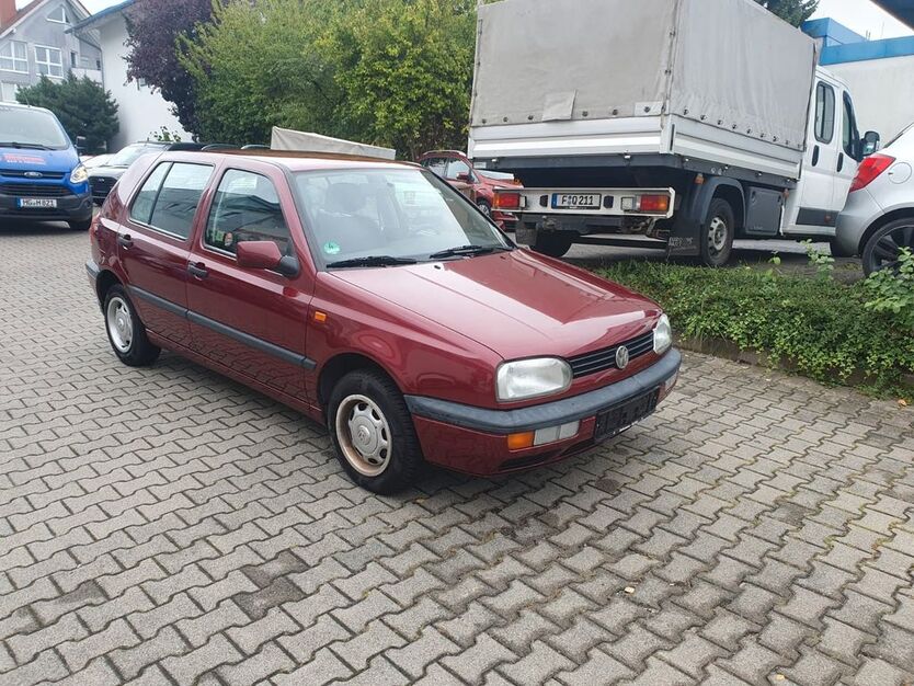 VW Golf 150.000 km 3.650 € Kronberg 61476