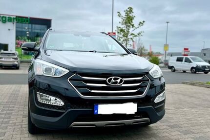 Hyundai SANTA FE 202.000 km 14.500 € Maintal 63477