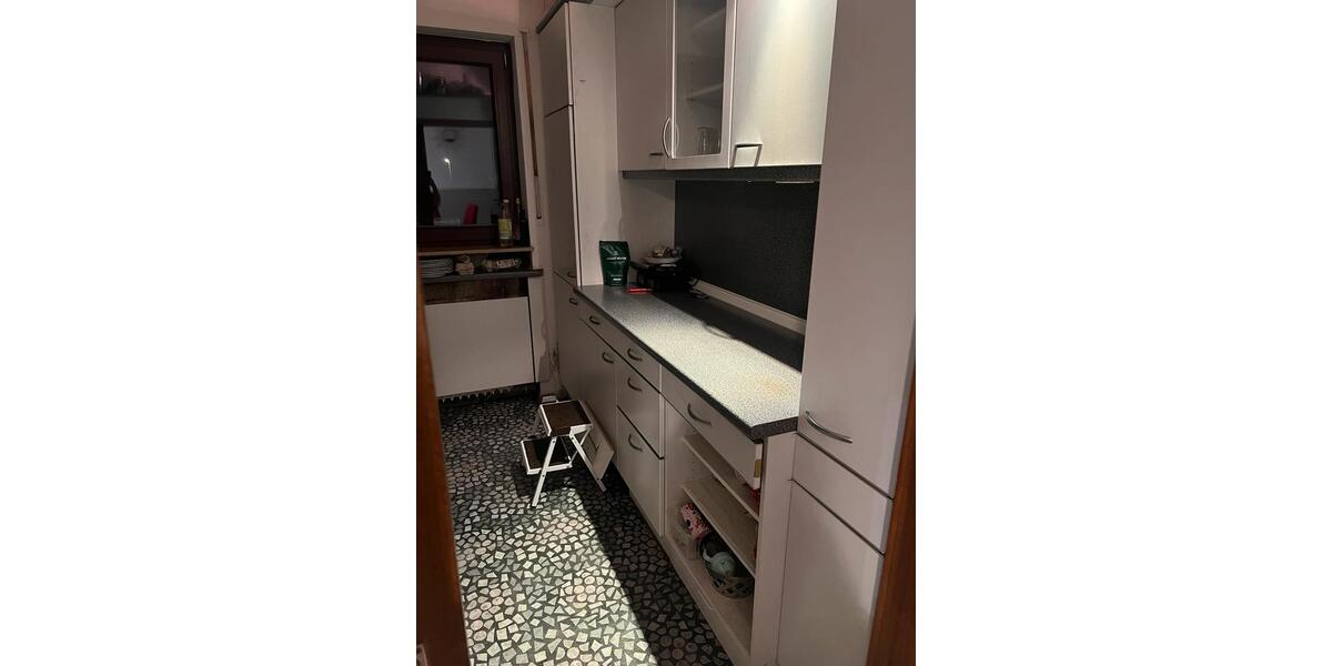 Etagenwohnung Rüsselsheim am Main - 4 Zimmer, 110 m&sup2;, 1.800&euro; | Angebot:25217018