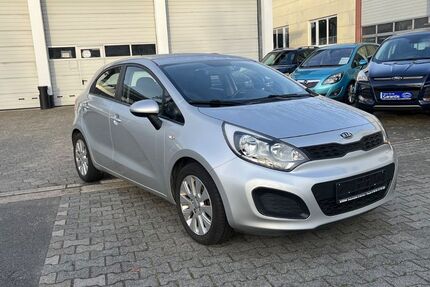 Kia Rio 178.000 km 3.900 &euro; Hanau-Kleinauheim 63456