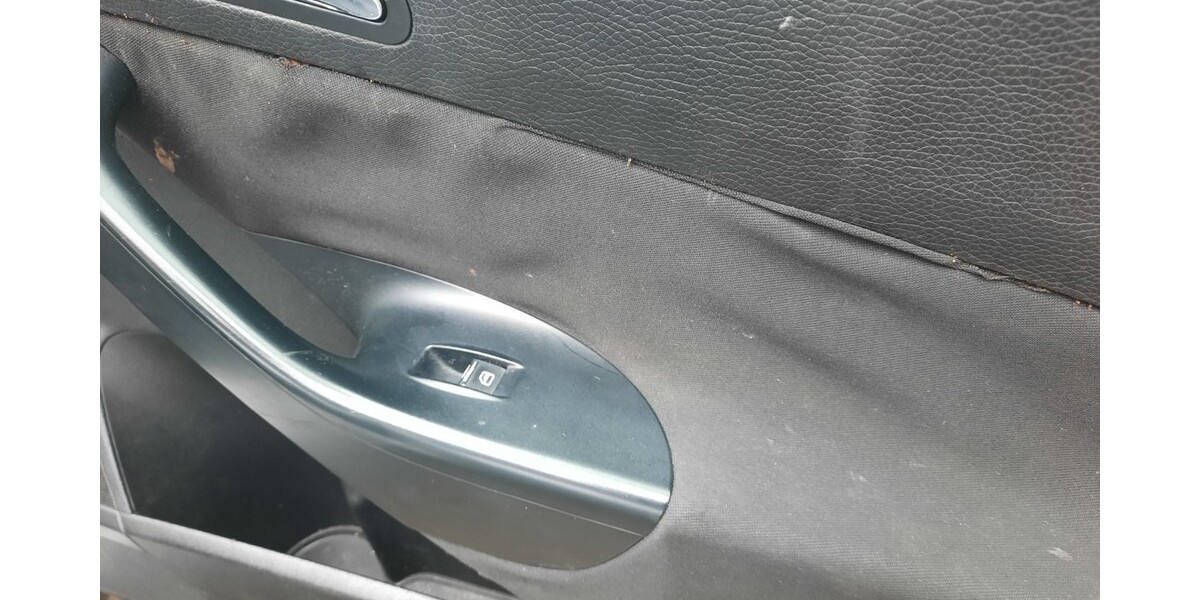 VW Passat 223.552 km 3.600 &euro; Darmstadt 64283