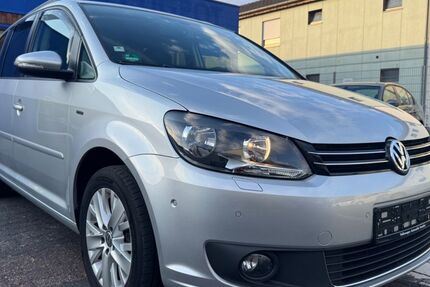 VW Touran 160.000 km 10.990 € Rüsselsheim 65428