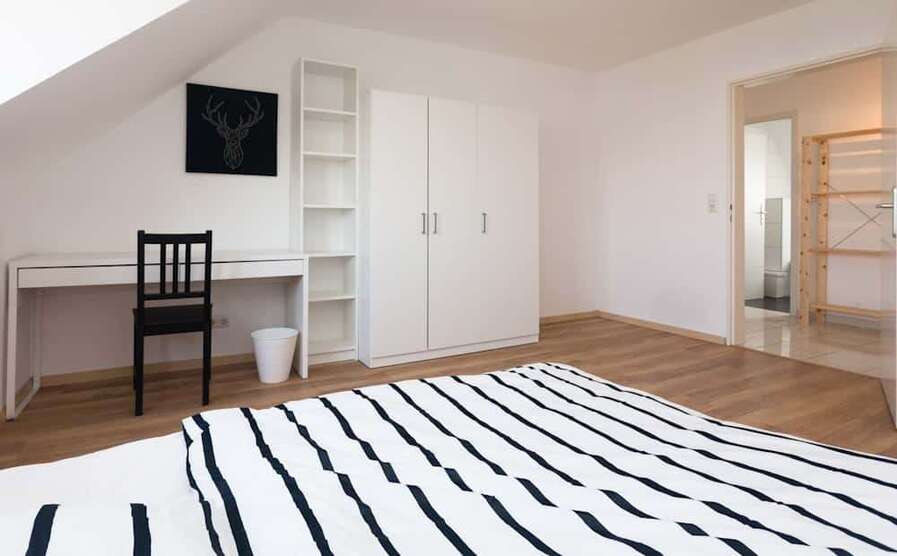 WG-Zimmer in Offenbach am Main 625 € 14 m² zimmer