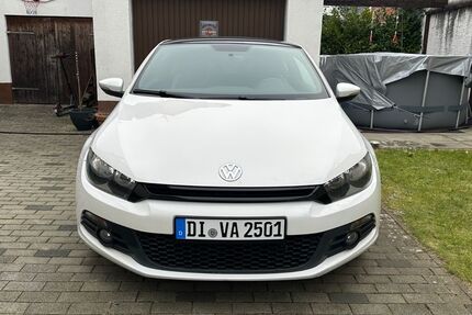 VW Scirocco 181.000 km 4.890 &euro; Erzhausen 64390